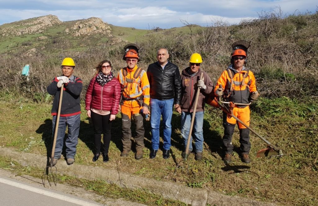 Sclafani Bagni,operai forestali eseguono lavori di manutenzione