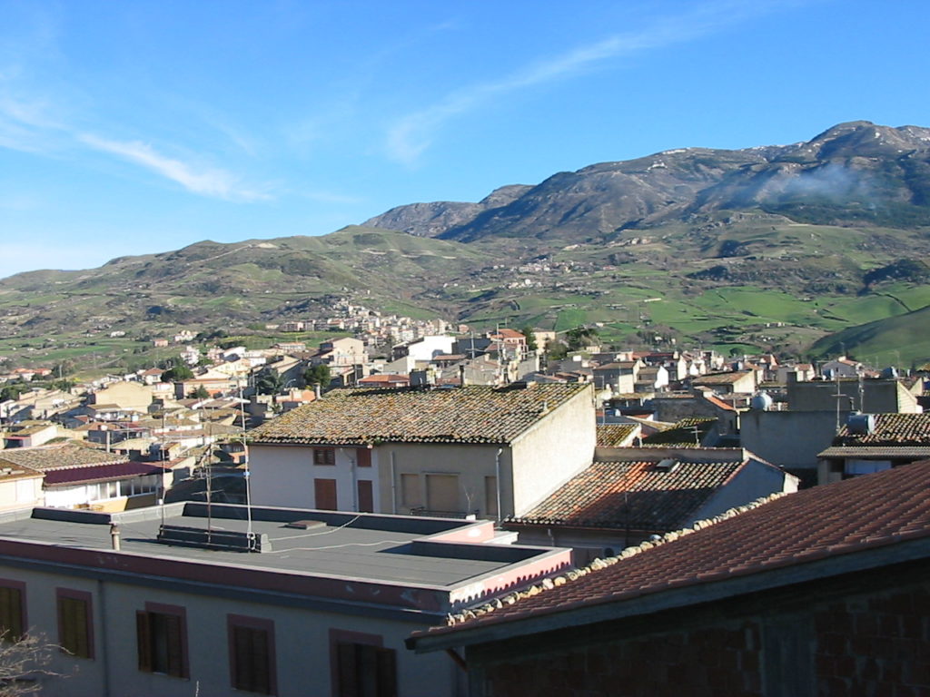 A Castellana Sicula niente mercatino settimanale