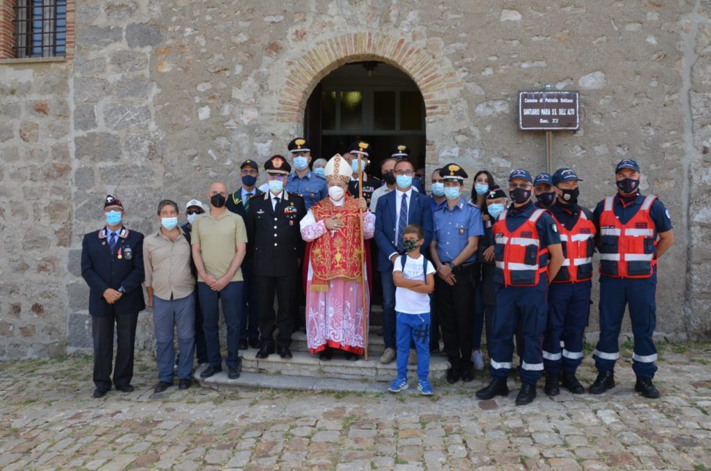 Santuario della Madonna dell’Alto,il Vescovo celebra messa per i Carabinieri
