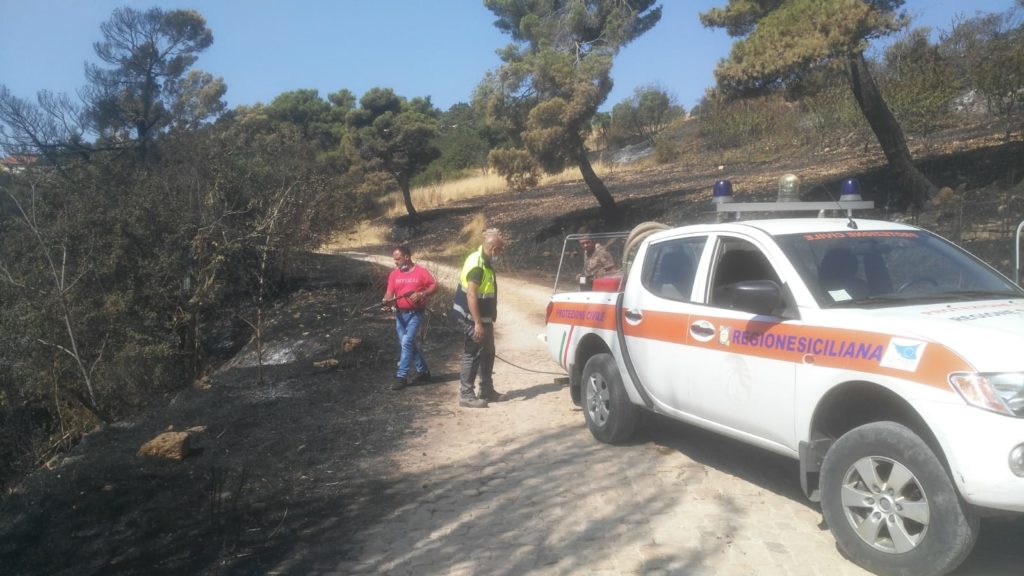 Antincendio, operai forestali assegnati esclusivamente al contrasto dei roghi. Albano: «Difendiamo il nostro territorio»
