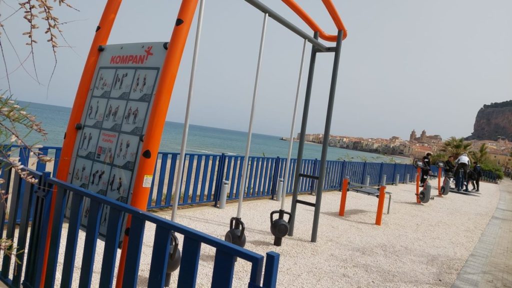 Cefalu’, ecco l’area fitness sul lungomare