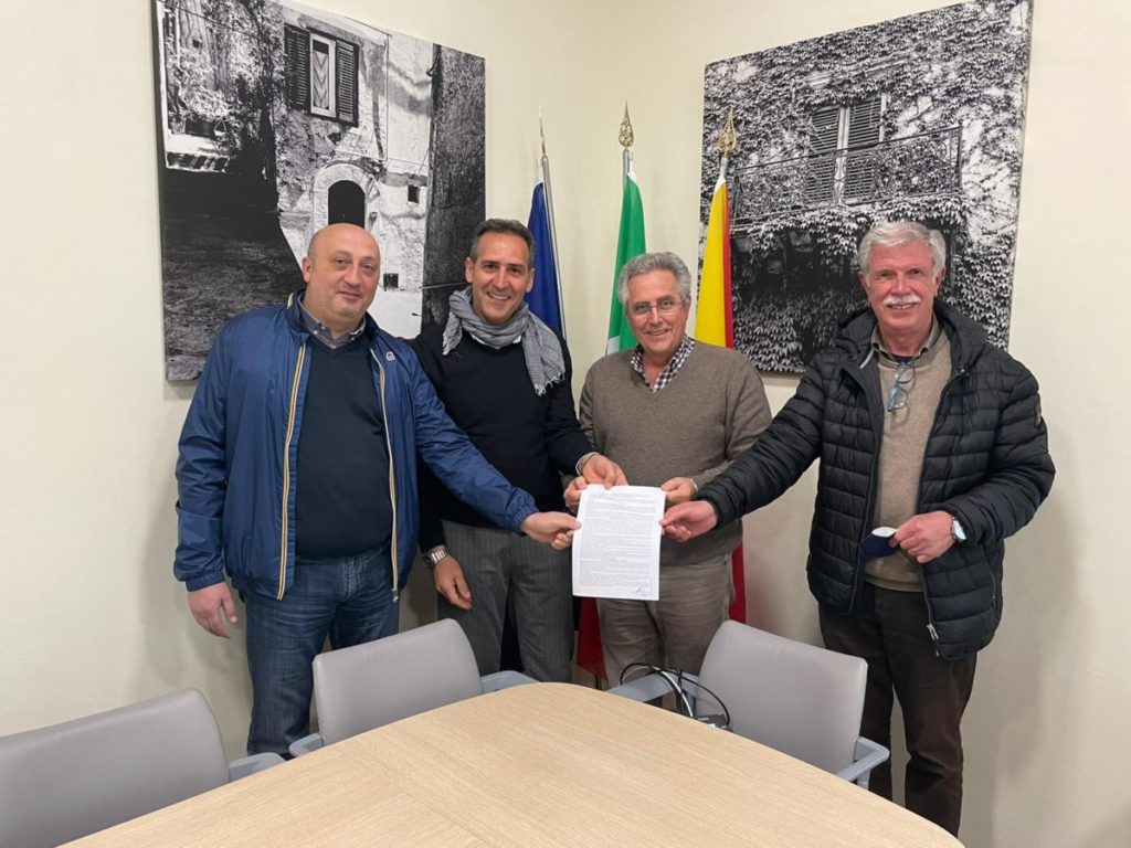Consorzio Madonita per la Legalità e lo Sviluppo,firmata la convenzione di tesoreria con la BCC San Giuseppe delle Madonie