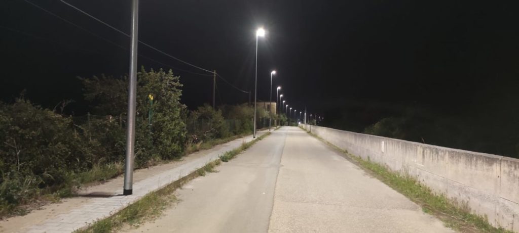 Nuova illuminazione in viale del Mediterraneo