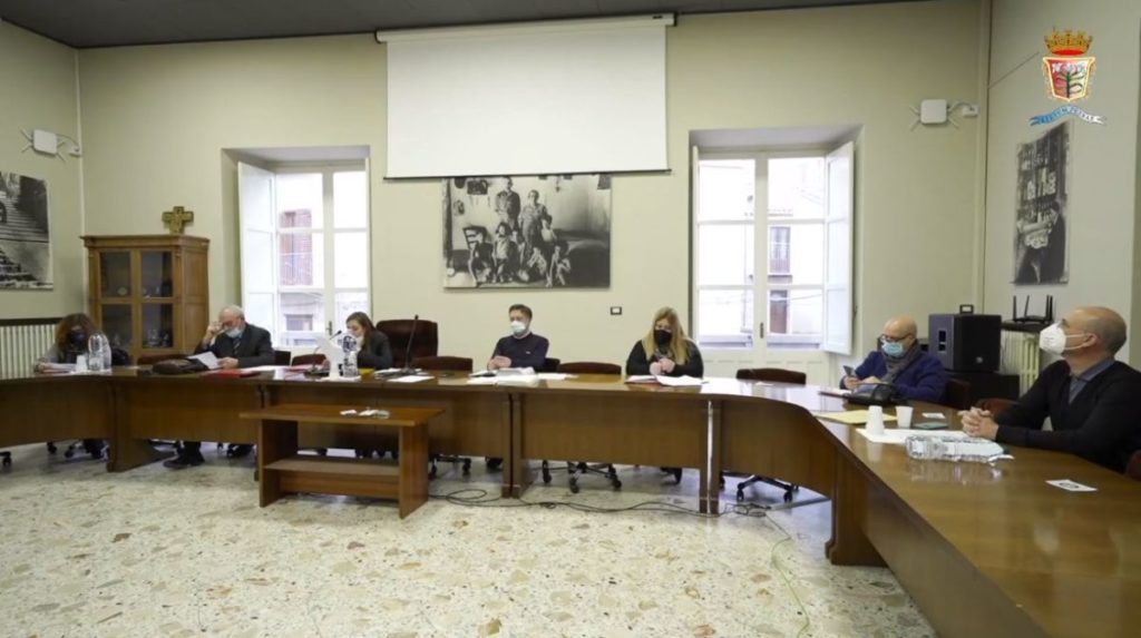 Petralia Sottana ,consiglio comunale sullo stato della frana