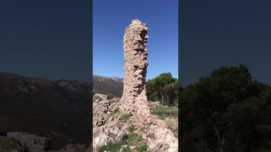 Geraci Siculo,illuminazione artistica per il Castello dei Ventimiglia