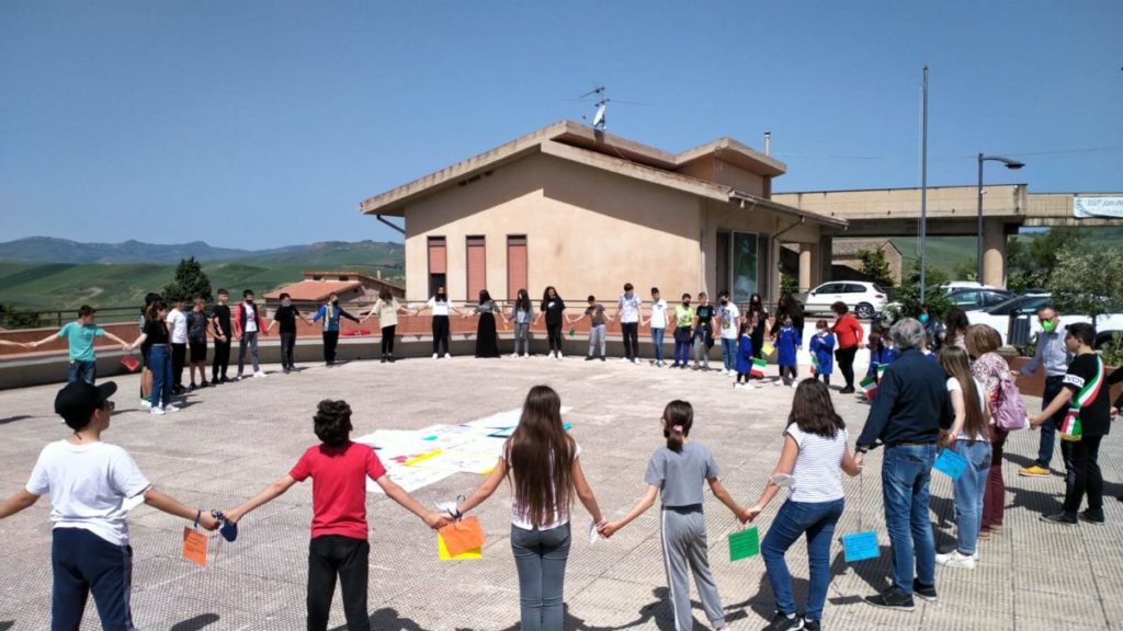 In ricordo di Falcone….un cuore per la legalità a Blufi