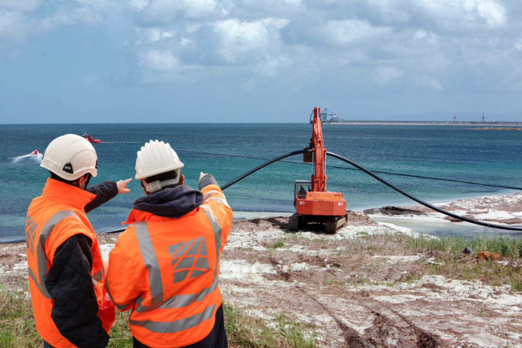 TYRRHENIAN LINK, TERNA PRESENTA AL MITE LA RICHIESTA DI AUTORIZZAZIONE PER LA TRATTA OVEST, TRA SICILIA E SARDEGNA
