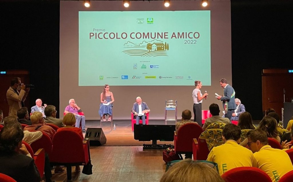 Premio “Piccolo comune amico”, vince ancora Geraci Siculo