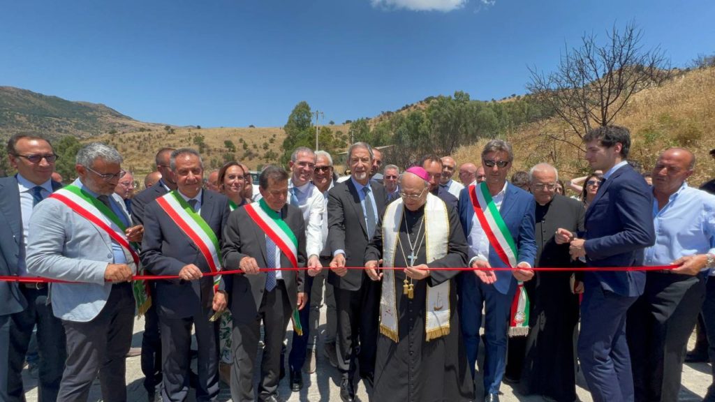 Gangi-San Mauro, avviato il cantiere per ripristinare la strada (le interviste ai sindaci)