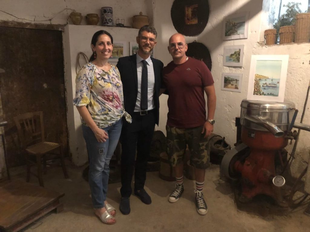 Sant’Ambrogio. Mostra di Michele Granatiero presso il frantoio della famiglia Garbo