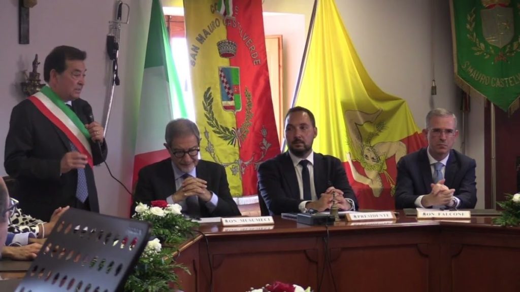 San Mauro Castelverde,la cerimonia della cittadinanza onoraria a Musumeci e Falcone(video)