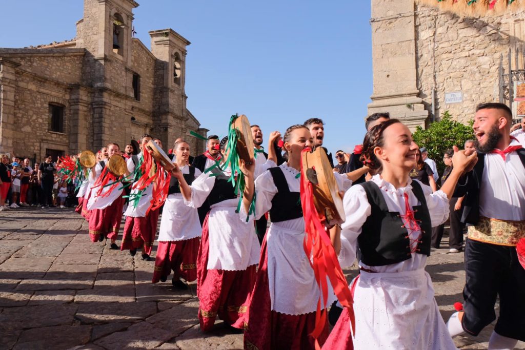 Sagra della Spiga, in migliaia al Corteo di Demetra