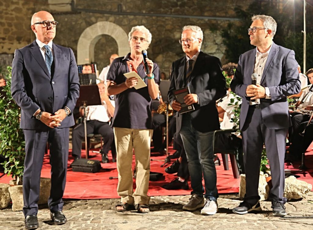 A Ciminna gran gala della musica e della cultura.