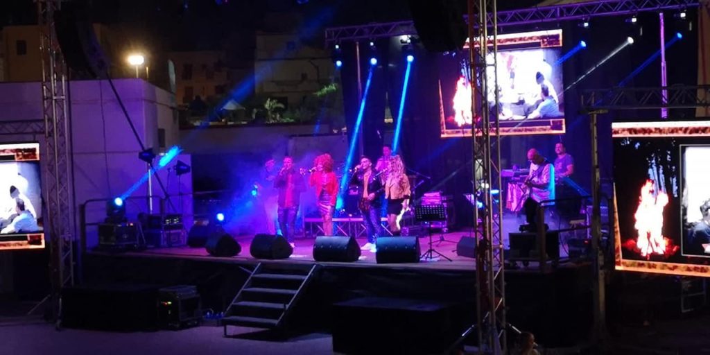 Ferragosto in piazza a Castellana Sicula con i Gate 4