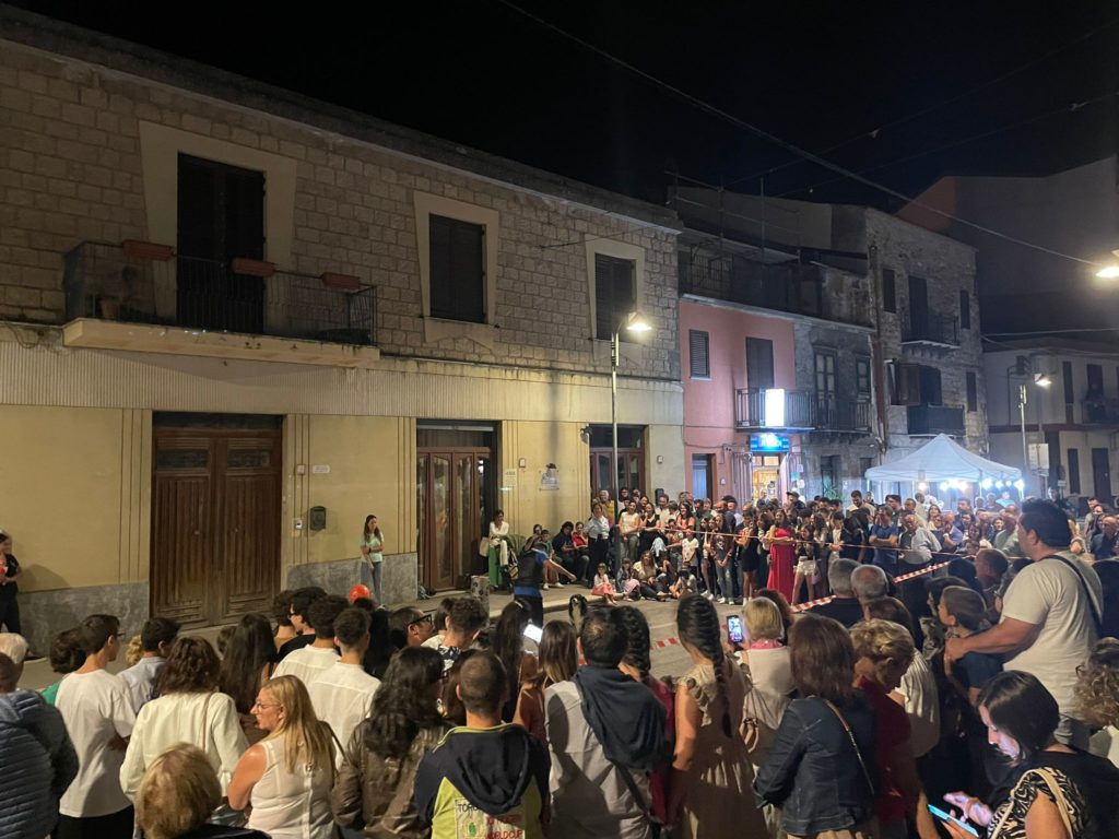 Castellana Sveglia, tanta gente la prima notte bianca madonita