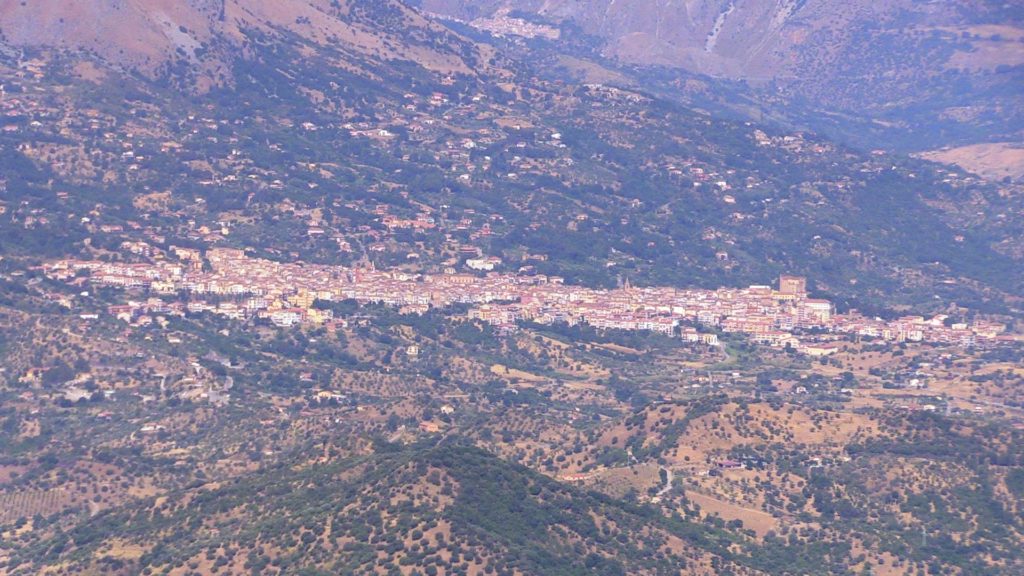 Costituente per la Castelbuono di Domani: “Pagare e sorridere” Jazz, soldi e contraddizioni