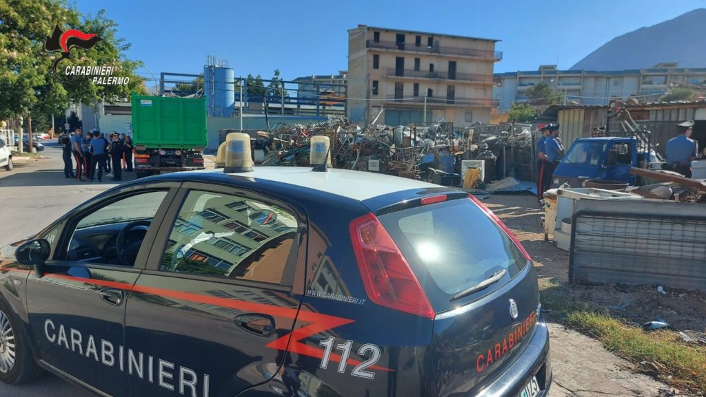 Vasta operazione di controllo del territorio da parte dei Carabinieri: sequestrate 50 tonnellate di rifiuti