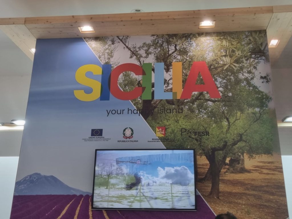 Turismo, in arrivo 135 milioni per le imprese. Schifani: «Più qualità nell’accoglienza, puntiamo sulla riqualificazione»
