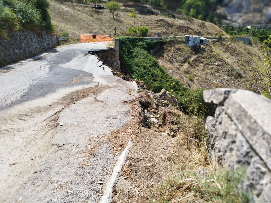 Frane, Regione finanzia intervento per la riapertura al traffico della Sp58 nel Comune di Sclafani Bagni