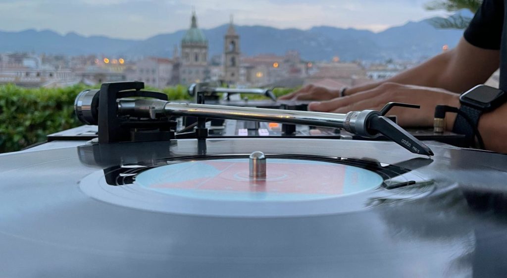 “Rooftop sound”, vinili sotto le stelle