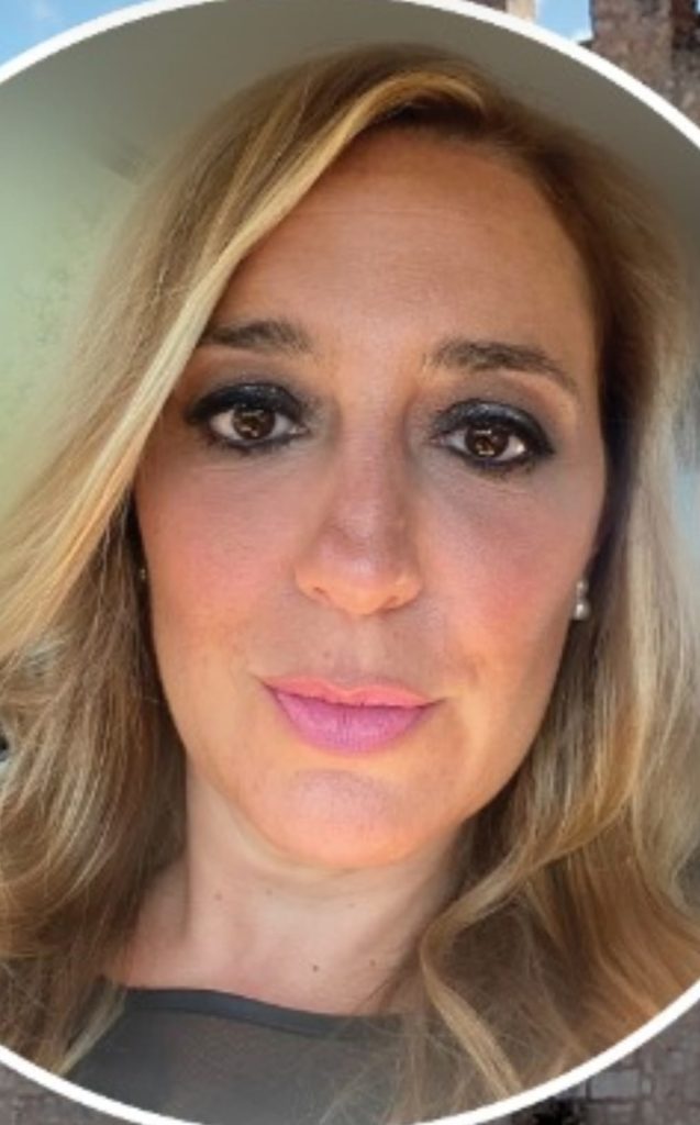 Elena Posarelli si confessa: “La violenza a 18 anni, poi i 7 anni vissuti in Sud America mi hanno cambiato la vita. Ora sono una missionaria”
