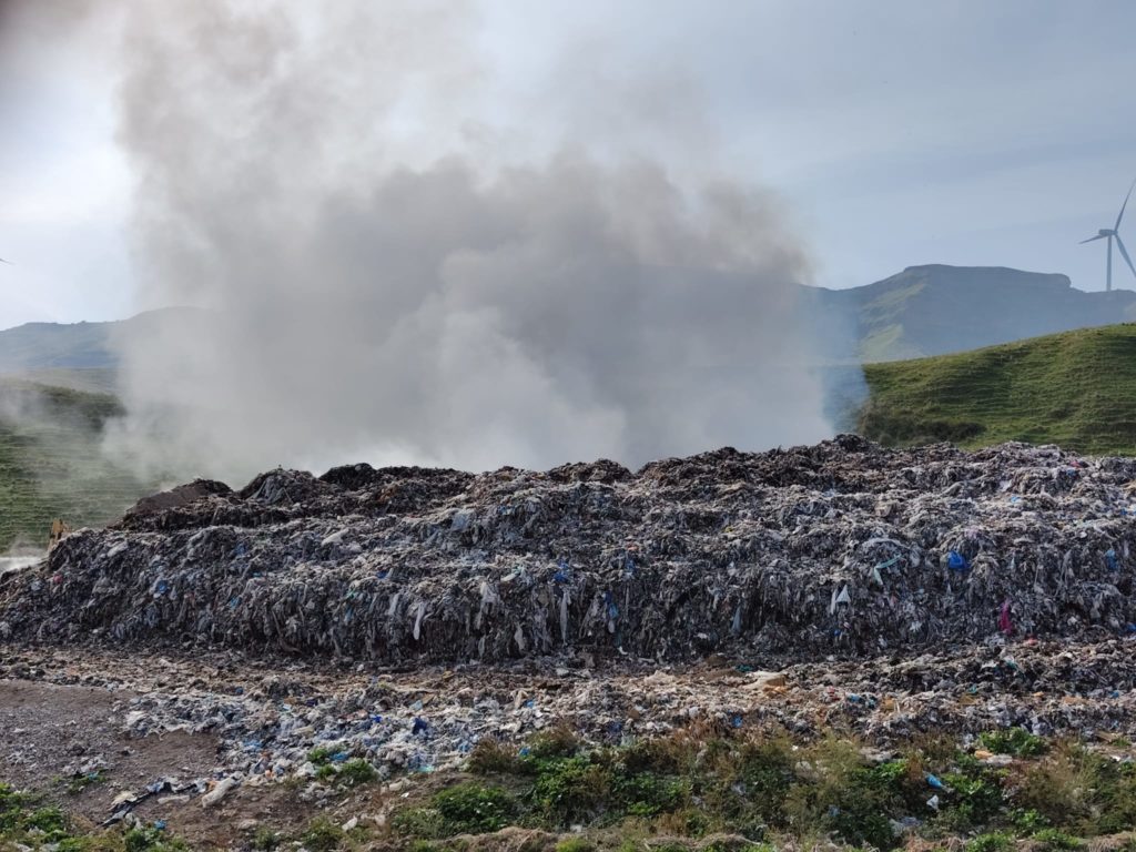 Incendio nella discarica Balza di Cetta di Castellana Sicula