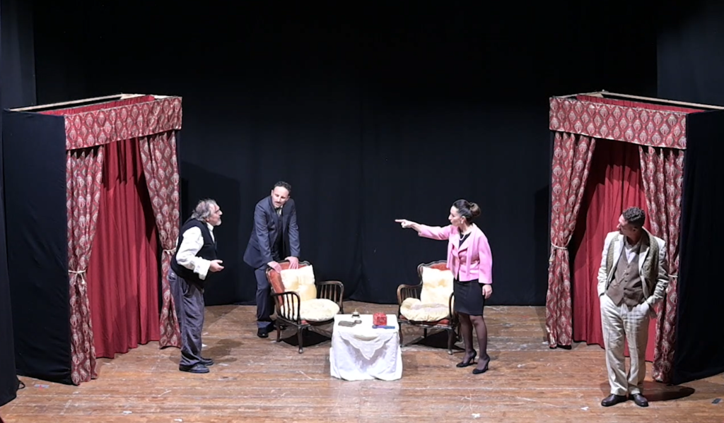 Il teatro in periferia, sold out a Petralia Sottana per “Il berretto a sonagli”