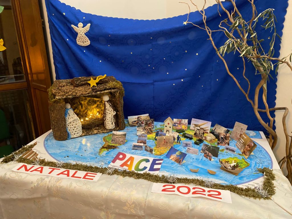 Auser Petralia Sottana ,per il Natale un presepe tematico e una pesca di beneficenza