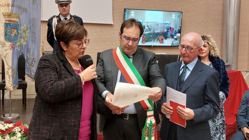Gangi,Alessandro Becchina, figlio del compianto maestro Gianbecchina,nominato cittadino onorario