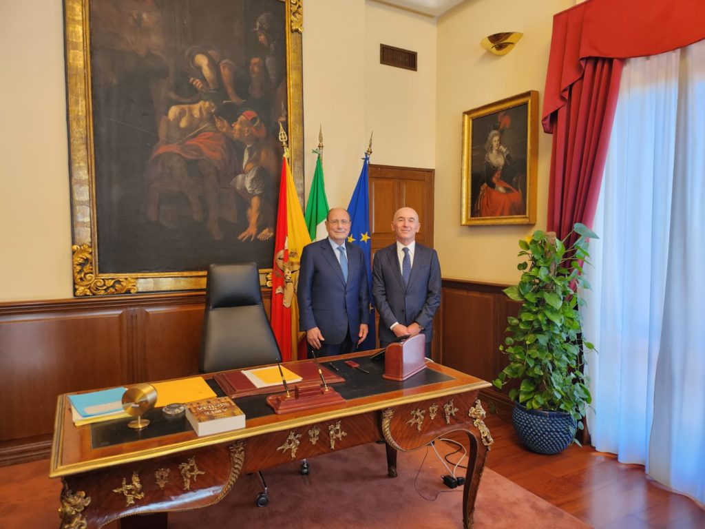 <strong>Energia, Schifani incontra Lanzetta di Enel Italia: «Vasto piano di investimenti in Sicilia»</strong>