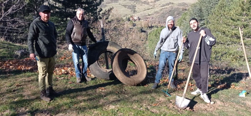 Petralia Sottana, giornata ecologica nel bosco