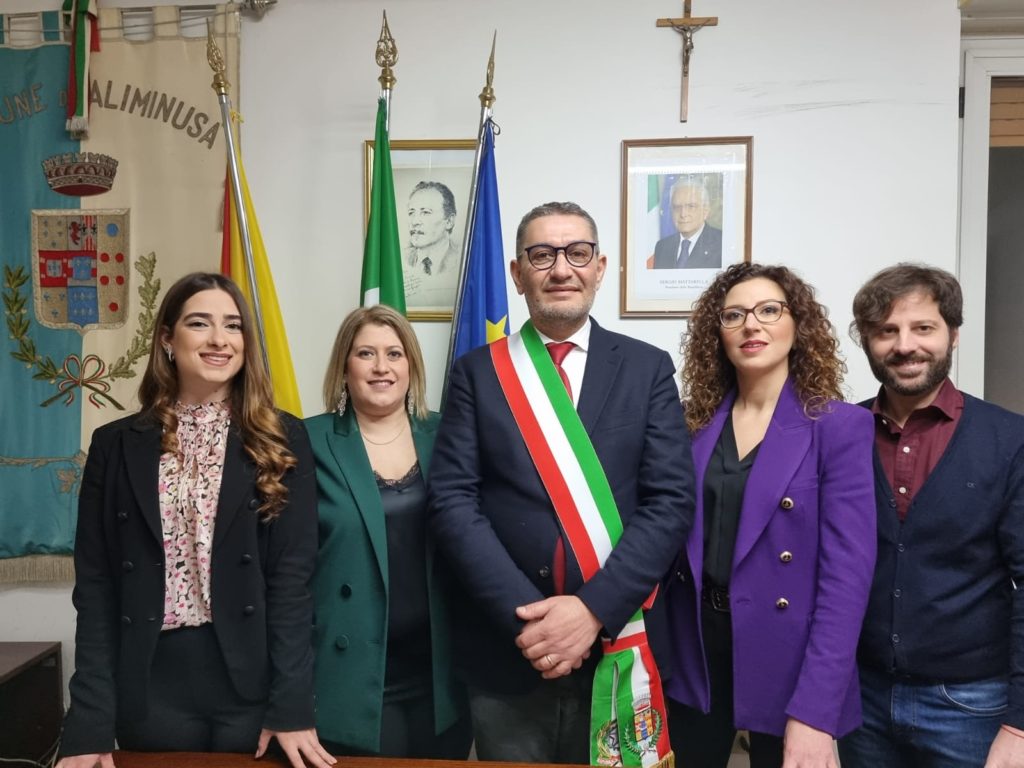 ALIMINUSA, AZZERATA LA GIUNTA COMUNALE. IL SINDACO PANZARELLA RIPARTE CON TRE DONNE IN SQUADRA