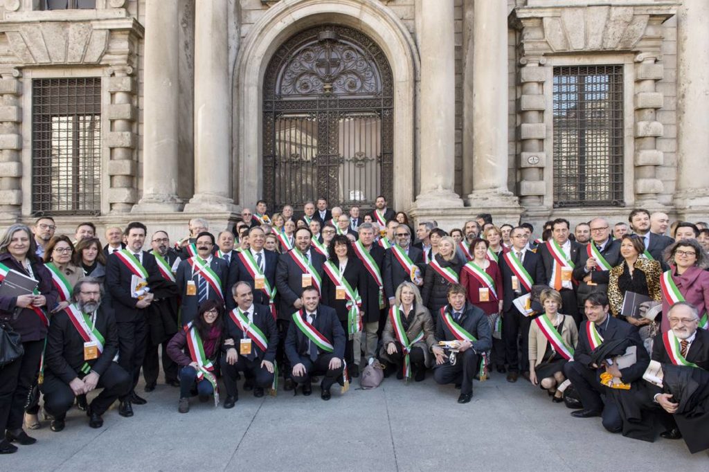 Rischio di commissariamento per 300 comuni siciliani