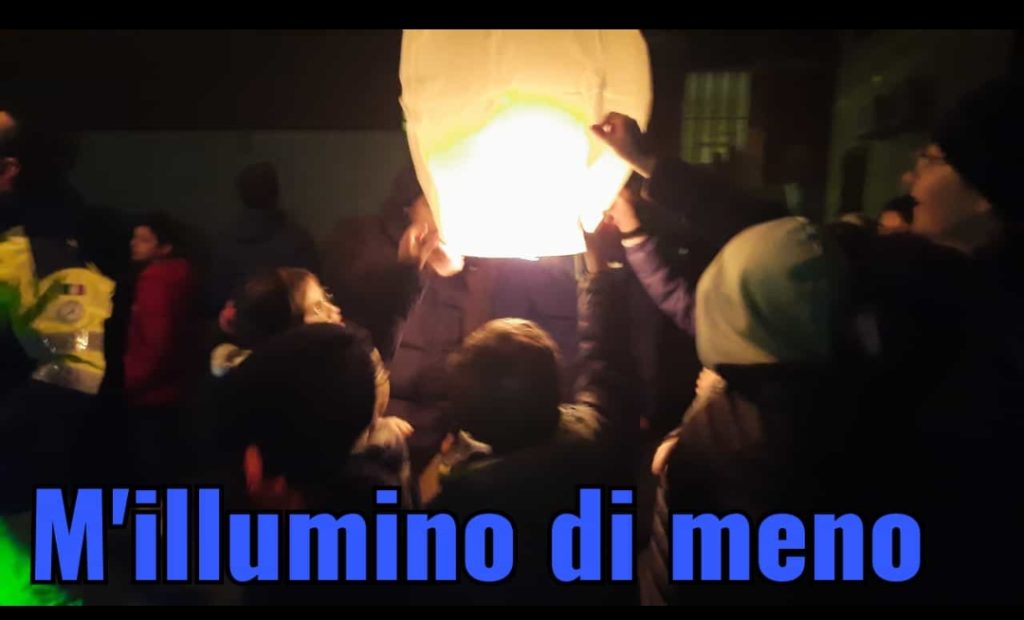 Blufi ,da Piazza Municipio si alzano le lanterne del risparmio energetico,per M’Illumino di Meno