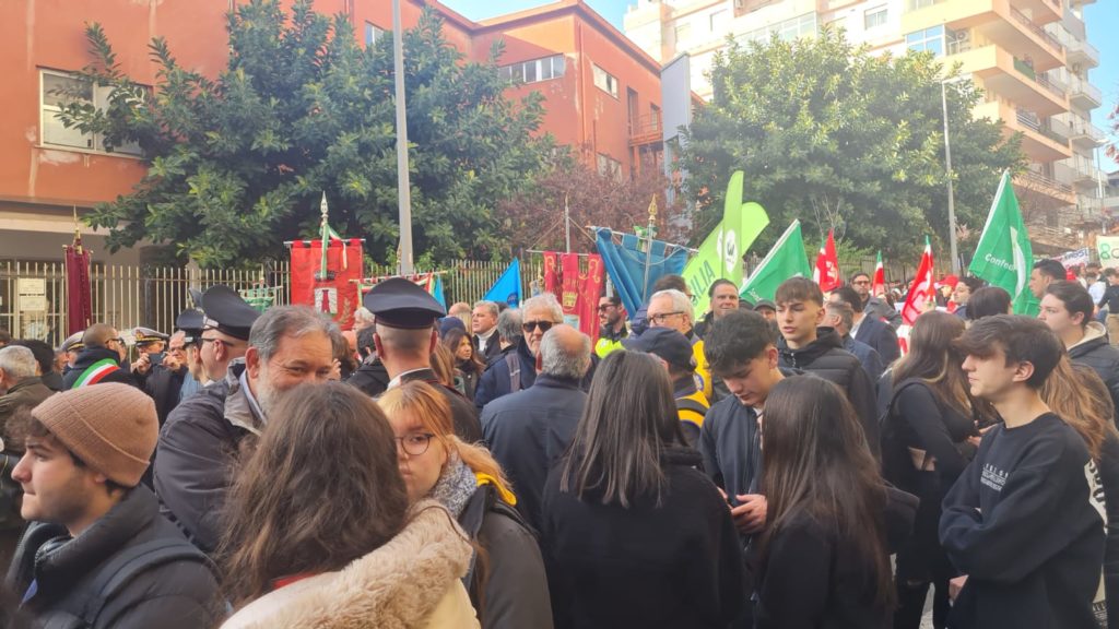 Centro studi Pio La Torre: In migliaia alla marcia antimafia e contro la droga Bagheria – Casteldaccia