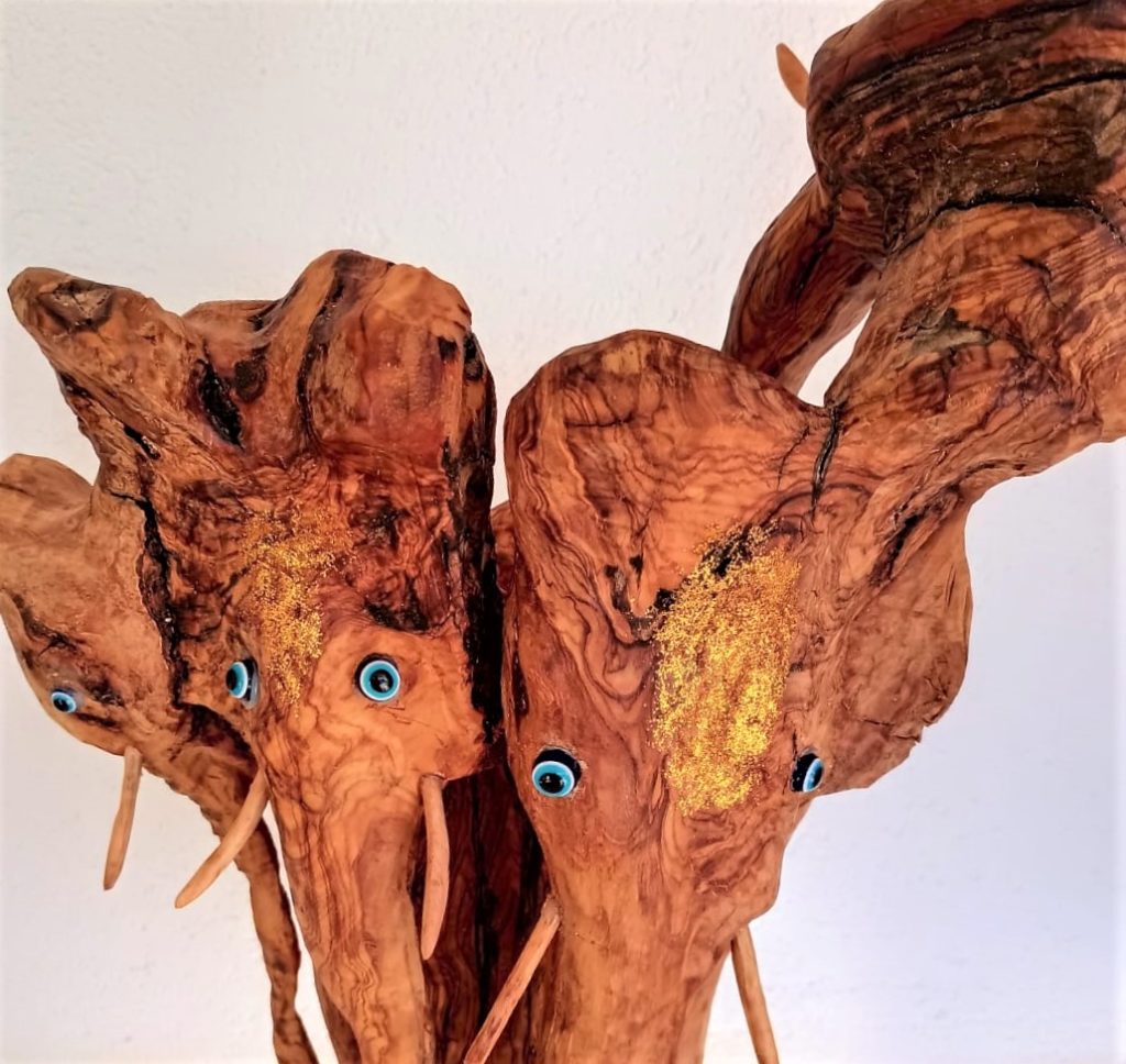 <a><strong>“GIKA la seconda vita dell’ulivo”</strong></a><strong> apre la stagione di CiminnaContemporanea, la rassegna di antologiche d’arte legate al territorio e alla comunicazione dell’arte contemporanea</strong>