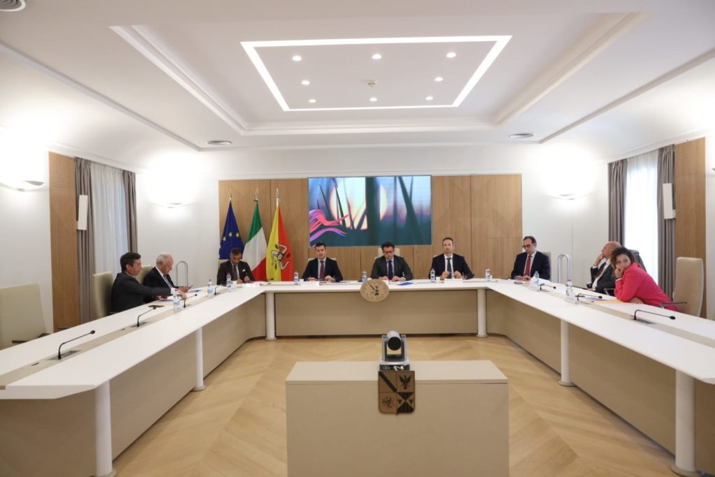<strong><em>Terna,la Sicilia al primo posto per investimenti in Italia con oltre 3,2 miliardi di euro nei prossimi 10 anni</em></strong>