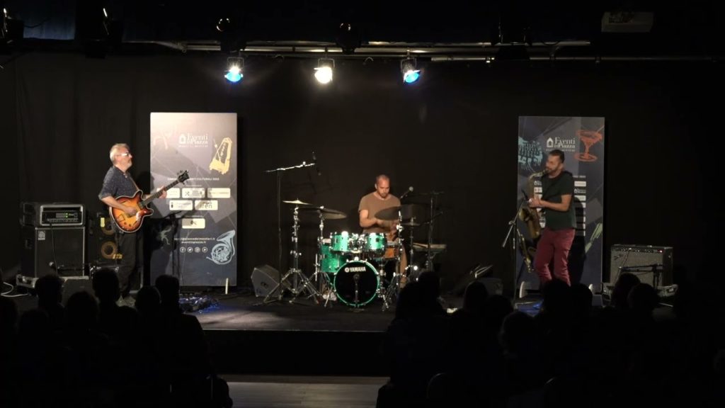 Sponde Sonore, Francesco Bearzatti in <strong>P.A.Z., Post Atomic Zep “Plays Led Zeppelin”</strong>