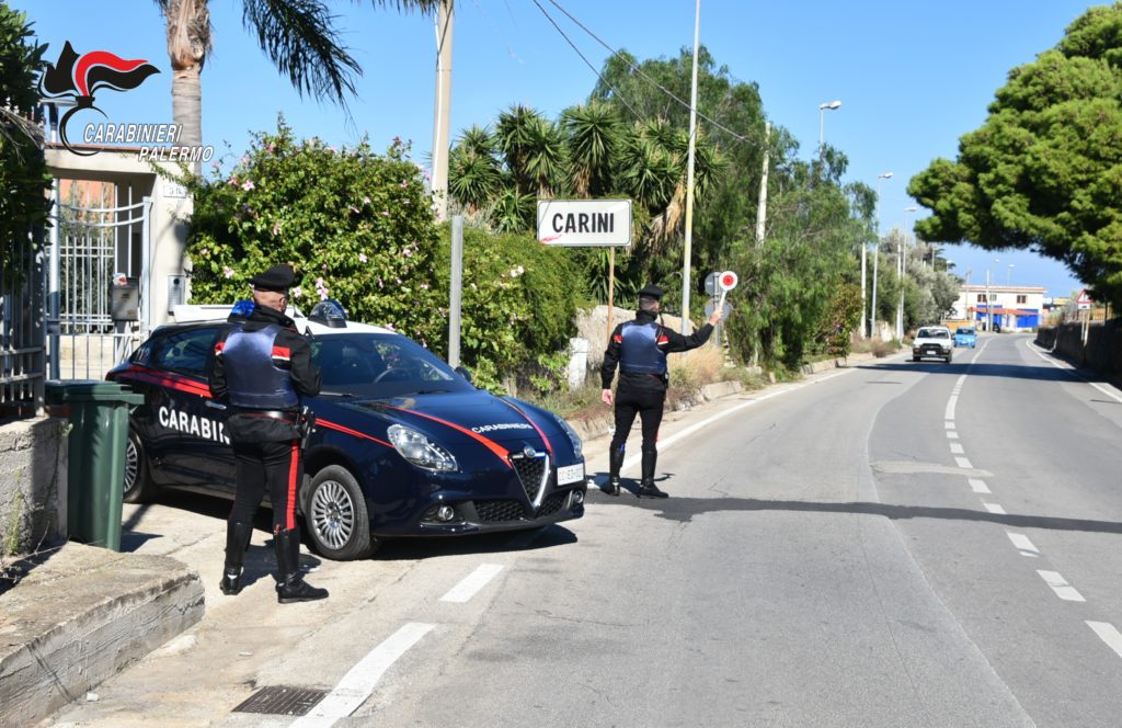 Arrestati 4 ladri responsabili di furti ad esercizi commerciali, su autovettura e in abitazione