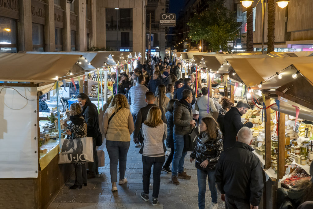 Hop Hop Market, la fiera dell’artigianato siciliano torna in centro