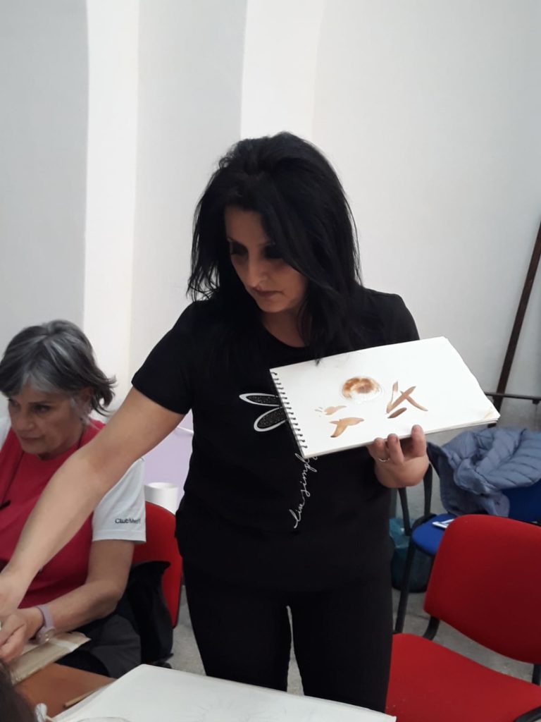 A Cefalù si “pitta l’anima”, il corso di acquerelli di Anna Giangrande organizzato dalla Proloco