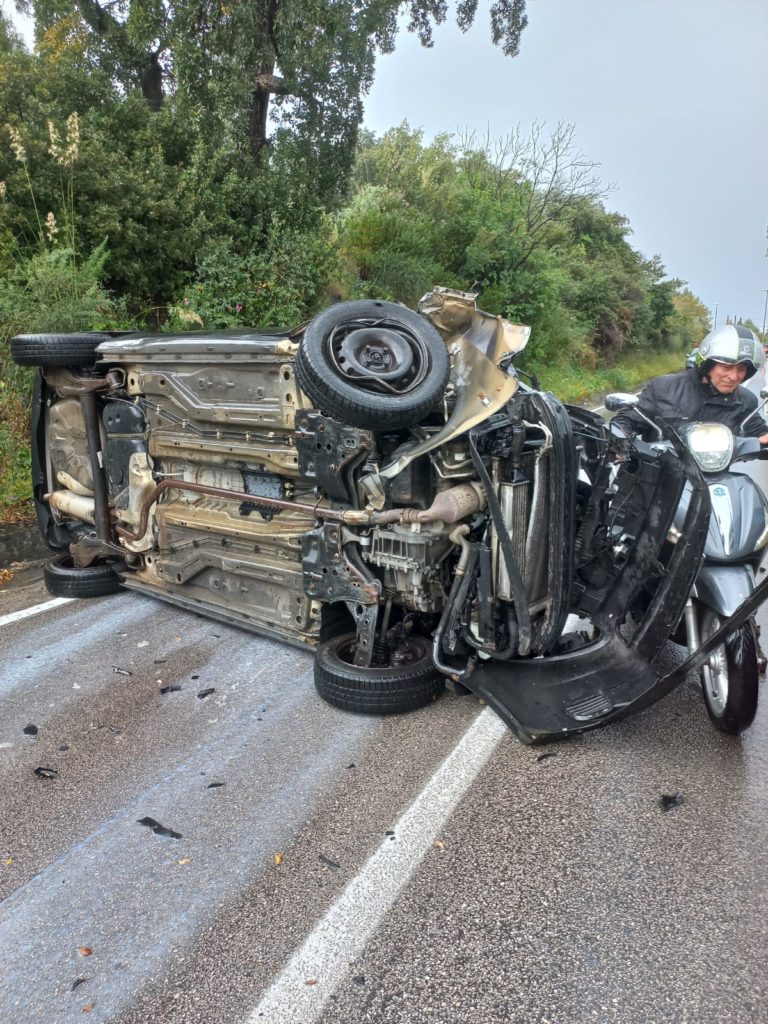 Grave incidente alle porte di Cefalù