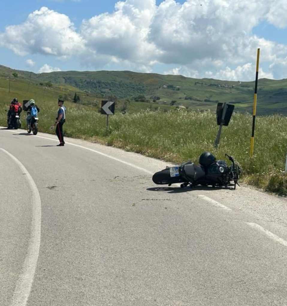 Petralia Soprana, grave incidente stradale in cui è rimasto coinvolto un  motociclista