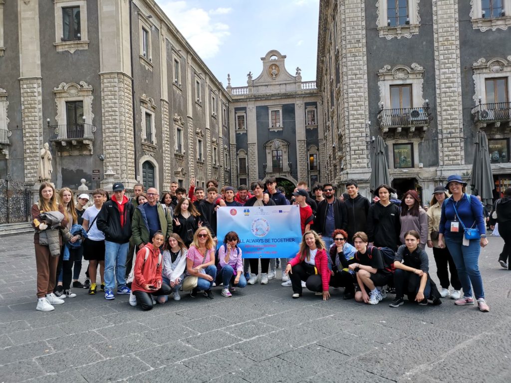 “Sempre Insieme”. A Cefalù ultima mobilità del progetto Erasmus+ con scuole da Grecia, Polonia, Romania e Turchia