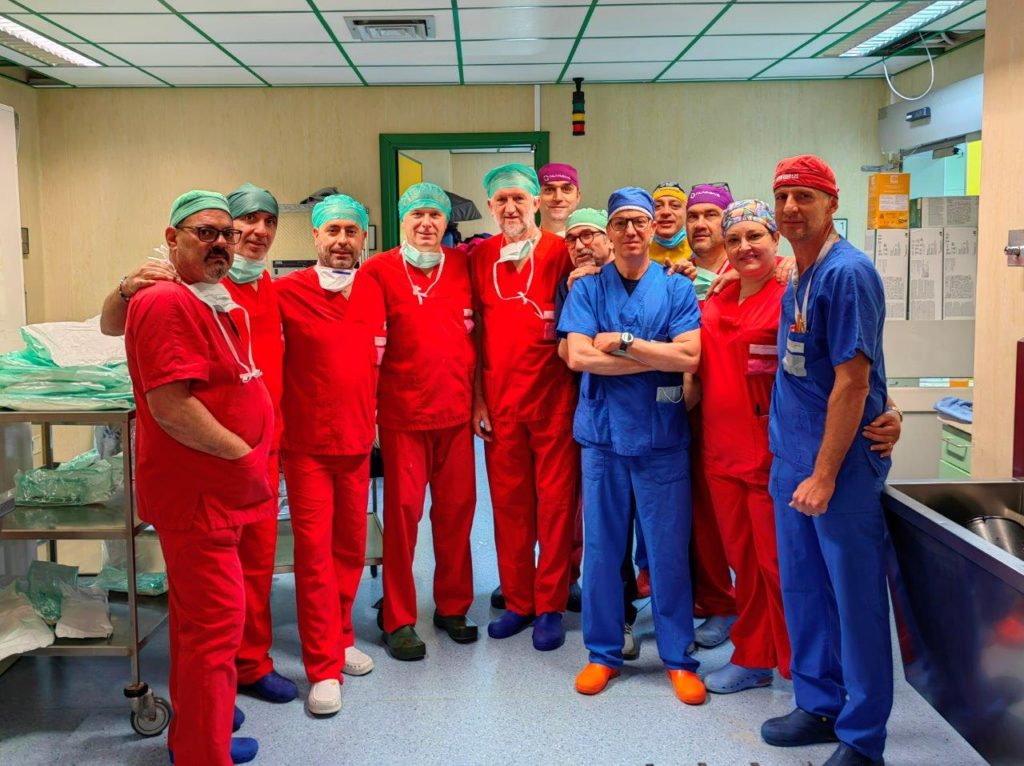 Ospedale Cefalù. Intervento correttivo per deformità ossea