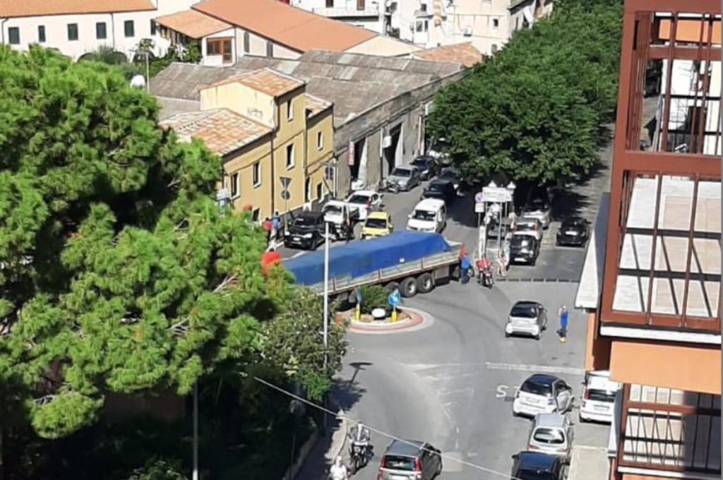 Innoviamo Cefalù: Pericolosità della strada tra il bivio di Gibilmanna e piazza S. Francesco