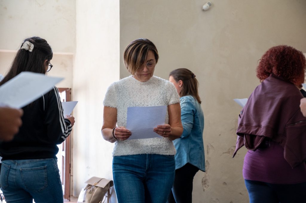 Il teatro per far rivivere la memoria collettiva di una comunità: al via il progetto “Pane e Pietre. La comunità che resta”