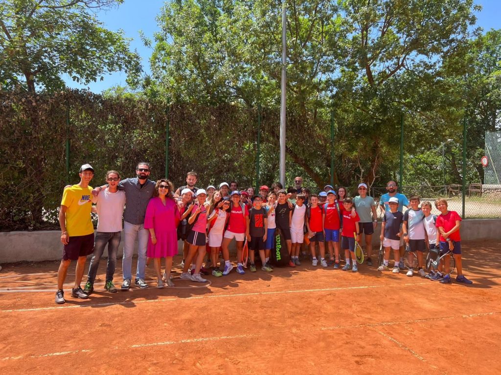 Il  Tennis club di Petralia Sottana, ospita il campus del Ct1 Palermo