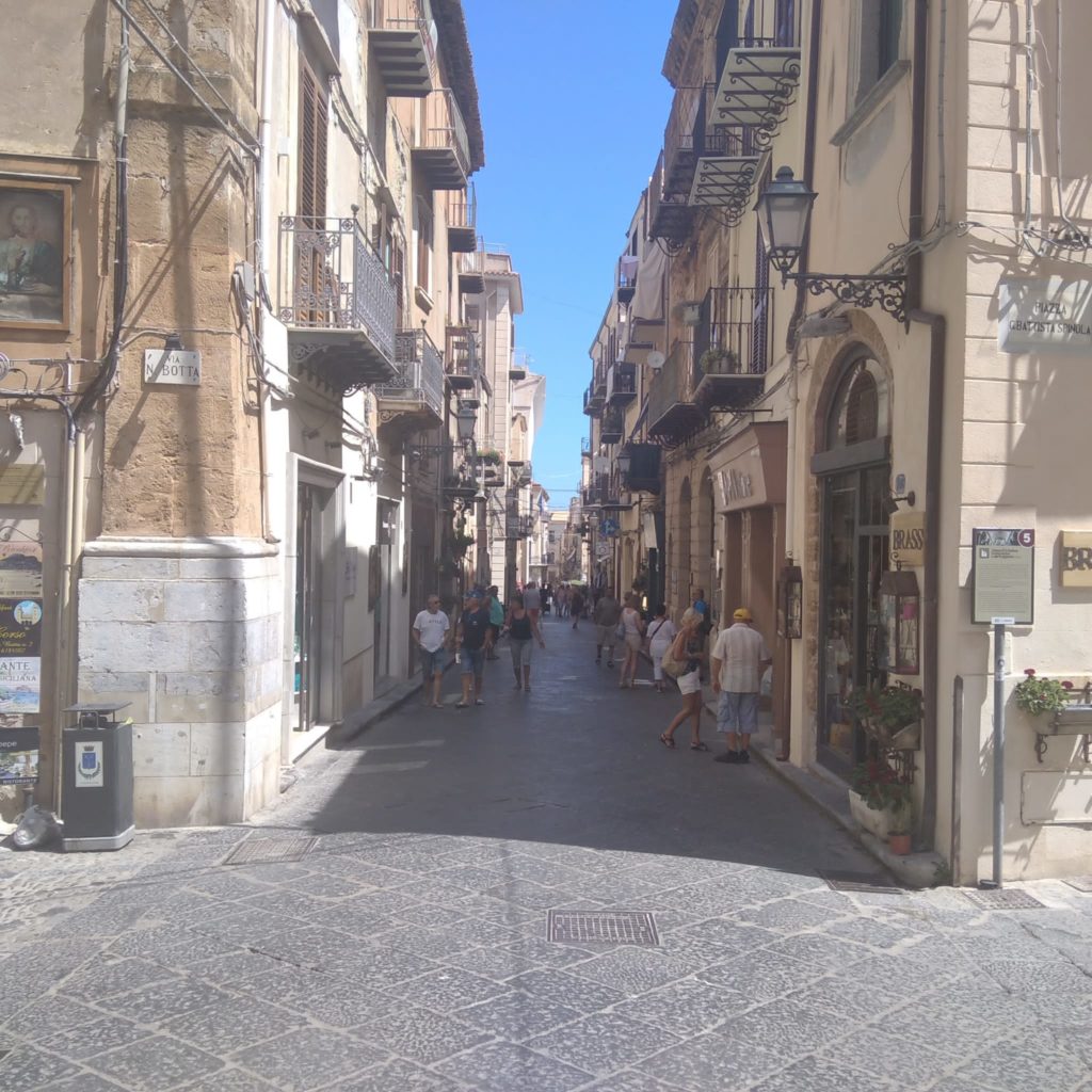 Nasce l’Associazione ” Cefalù Ospitalità”
