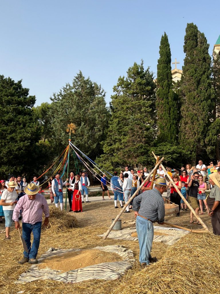 Il gruppo folklorico della Cordella di Petralia Sottana a Tangi